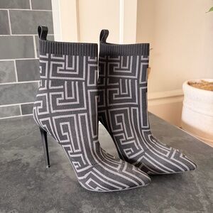 Simmi London Geometric Sock Booties